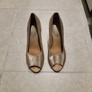 Aerosoles Light Cream Heels